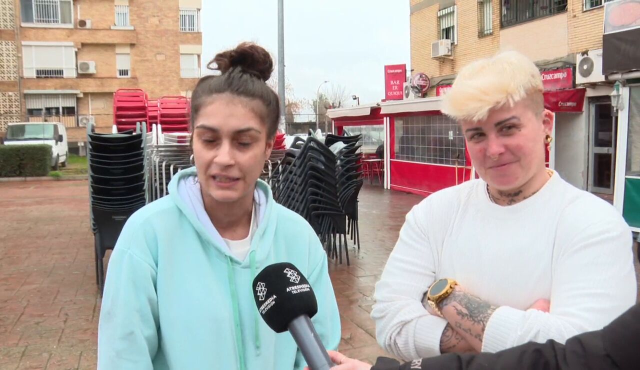 Salva a su vecina de un salto en Sevilla