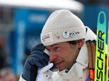 Sturla Holm Laegreid entre l&aacute;grimas