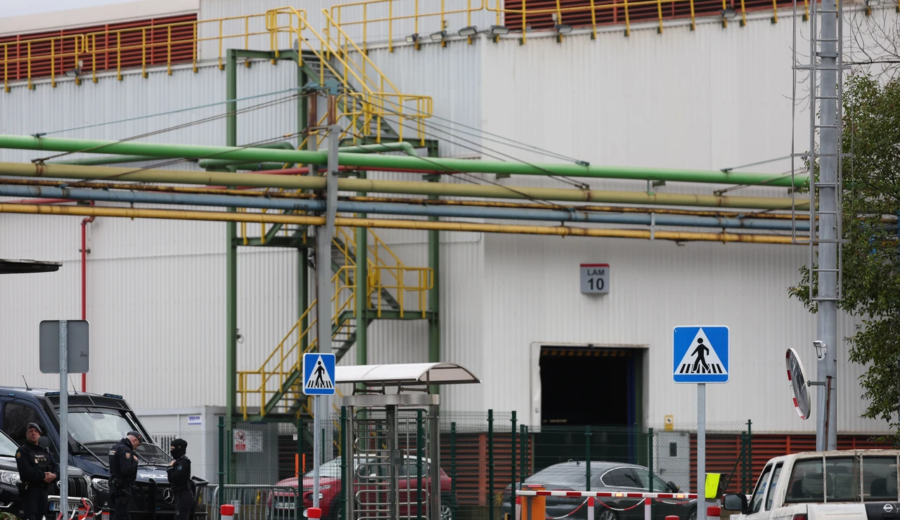 La Policía Nacional está registrando este martes la planta de Sidenor en el municipio vizcaíno de Basauri