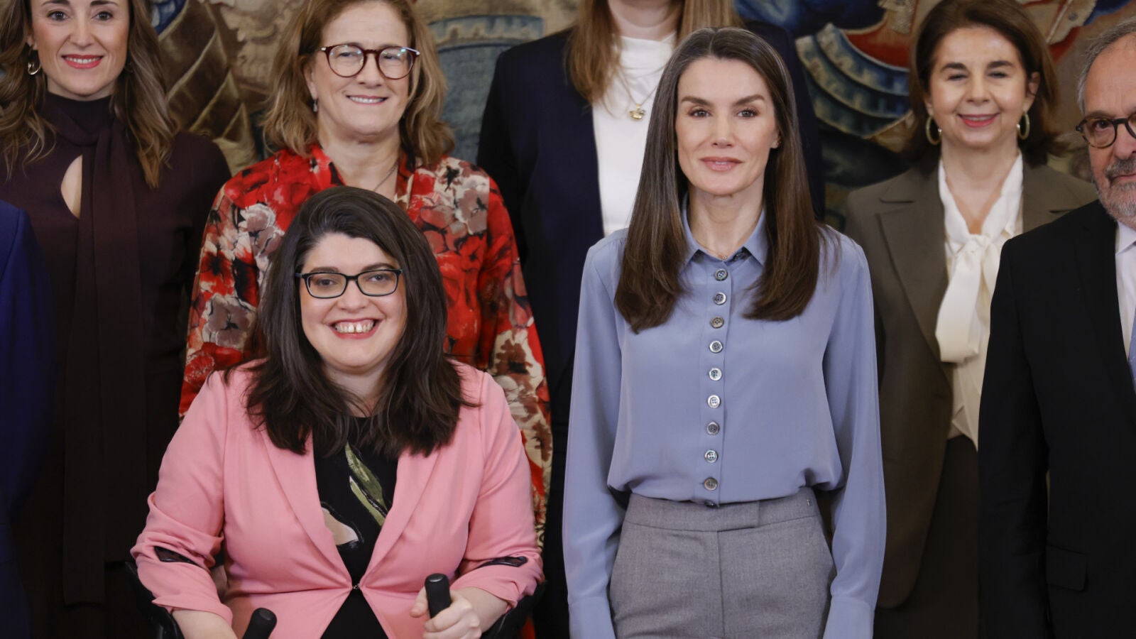 El inesperado guiño de la reina Letizia con una blusa rebajada en su último acto oficial