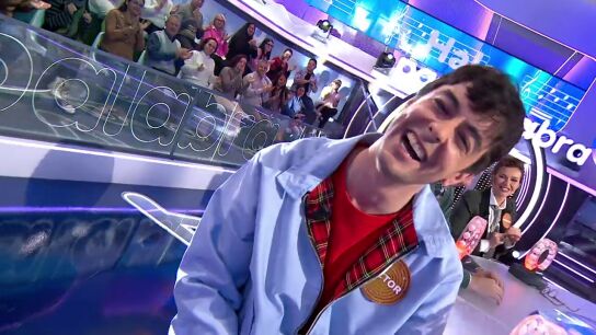 La hilarante versi&oacute;n que V&iacute;ctor Palmero hace con &lsquo;Helo&rsquo;: &ldquo;F&iacute;jate que el t&iacute;o canta bien&hellip;&rdquo; 