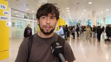 Pasajeros de vuelos en Barcelona Pasajeros de vuelos en Barcelona