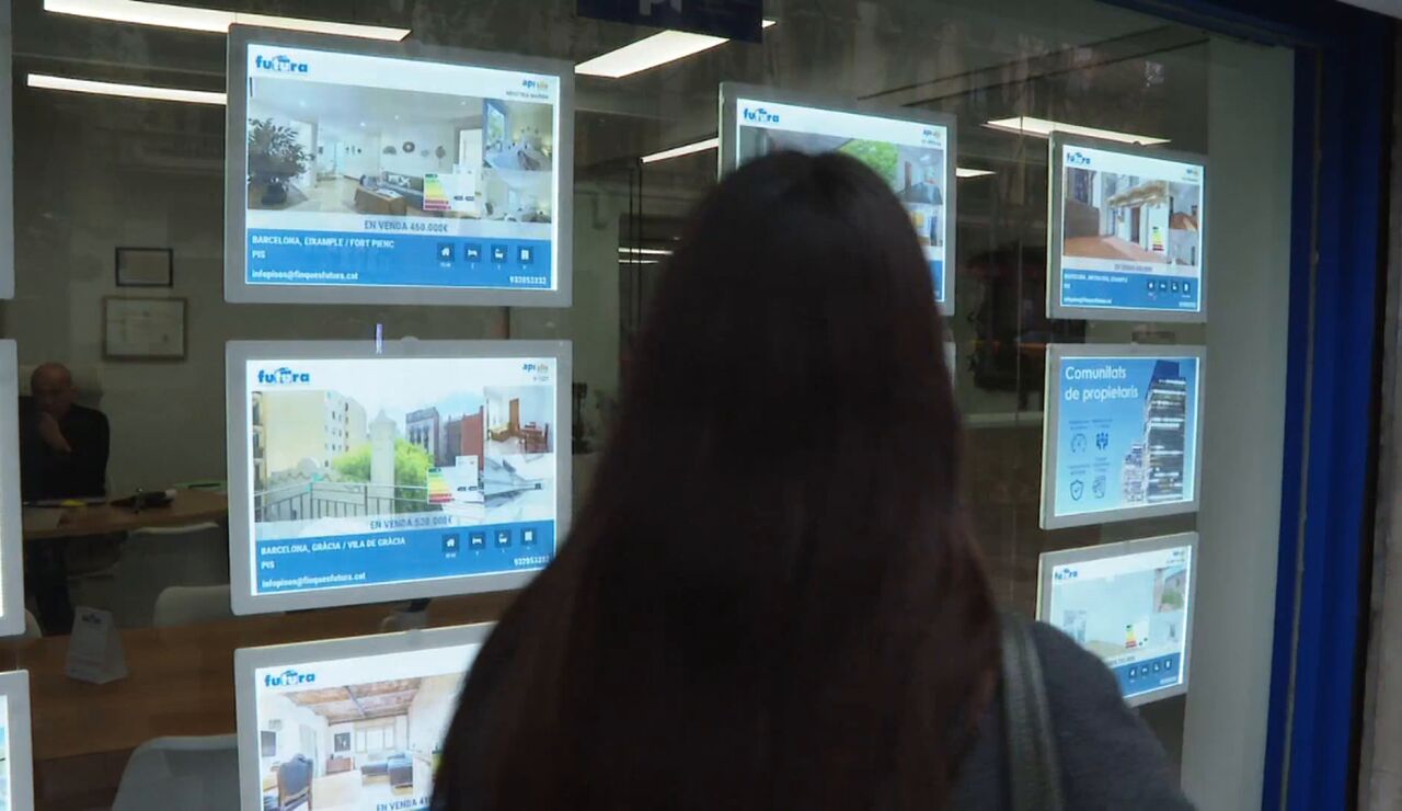 Carteles de alquiler de viviendas