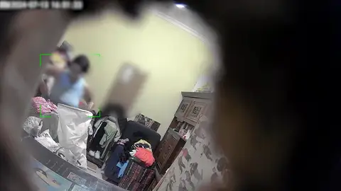 Detenido un hombre por instalar una cámara oculta en el dormitorio de una vivienda en Pilas, Sevilla Detenido un hombre por instalar una cámara oculta en el dormitorio de una vivienda en Pilas, Sevilla