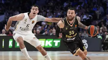 Mike James durante un partido con el Real Madrid Mike James durante un partido con el Real Madrid