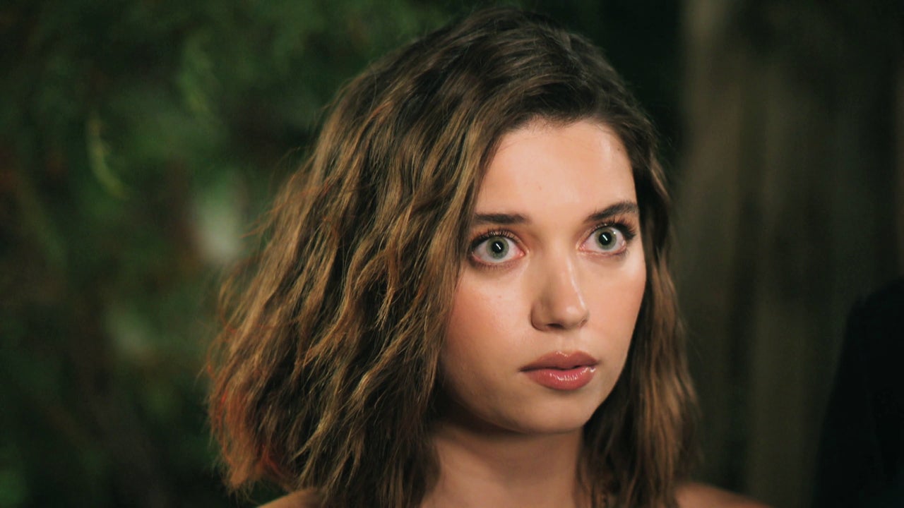 Ferit le demuestra a Seyran que nunca la ha olvidado Ferit le demuestra a Seyran que nunca la ha olvidado