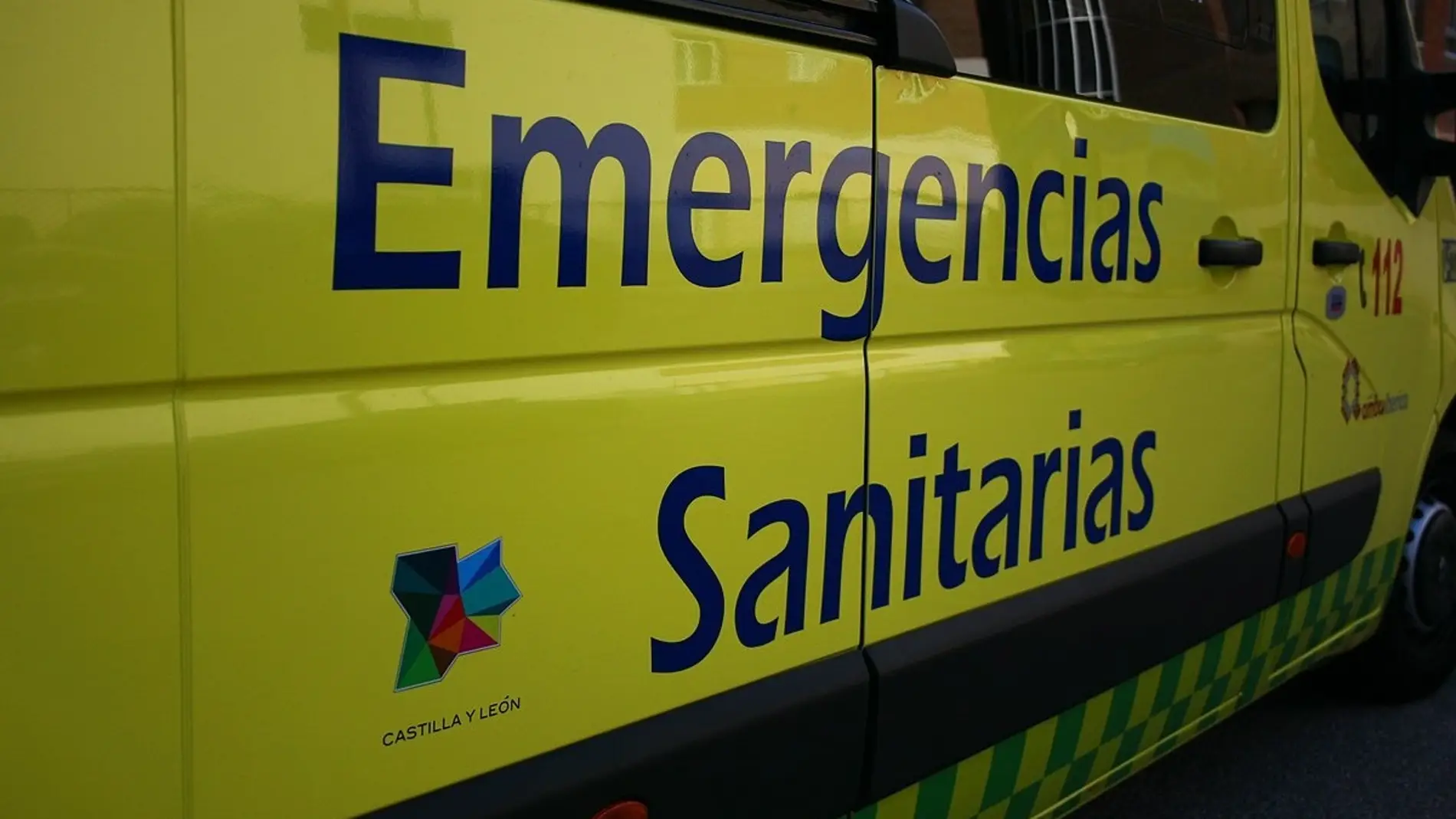 Imagen de una ambulancia de Castilla y León Imagen de una ambulancia de Castilla y León