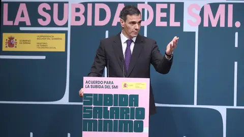 Sánchez durante el acto de la firma del acuerdo para la subida del SMI Sánchez durante el acto de la firma del acuerdo para la subida del SMI