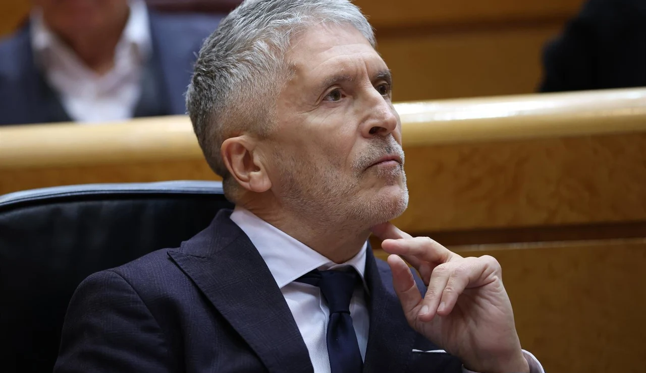 Marlaska censura al PP por "hipócrita" tras reprocharle haber "mandado al matadero" a los guardias civiles de Barbate