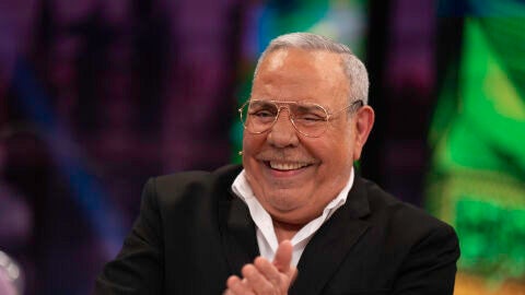 Pollo con aceite corporal: la ins&oacute;lita receta estrella de Juan Salazar