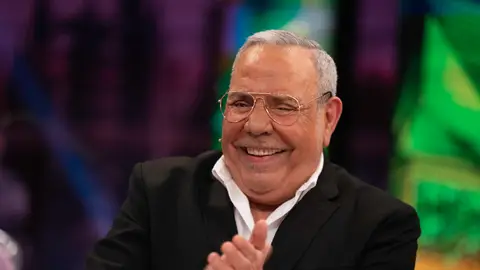 Pollo con aceite corporal: la insólita receta estrella de Juan Salazar Pollo con aceite corporal: la insólita receta estrella de Juan Salazar