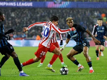 Giuliano Simeone en acción ante el Brujas Giuliano Simeone en acción ante el Brujas