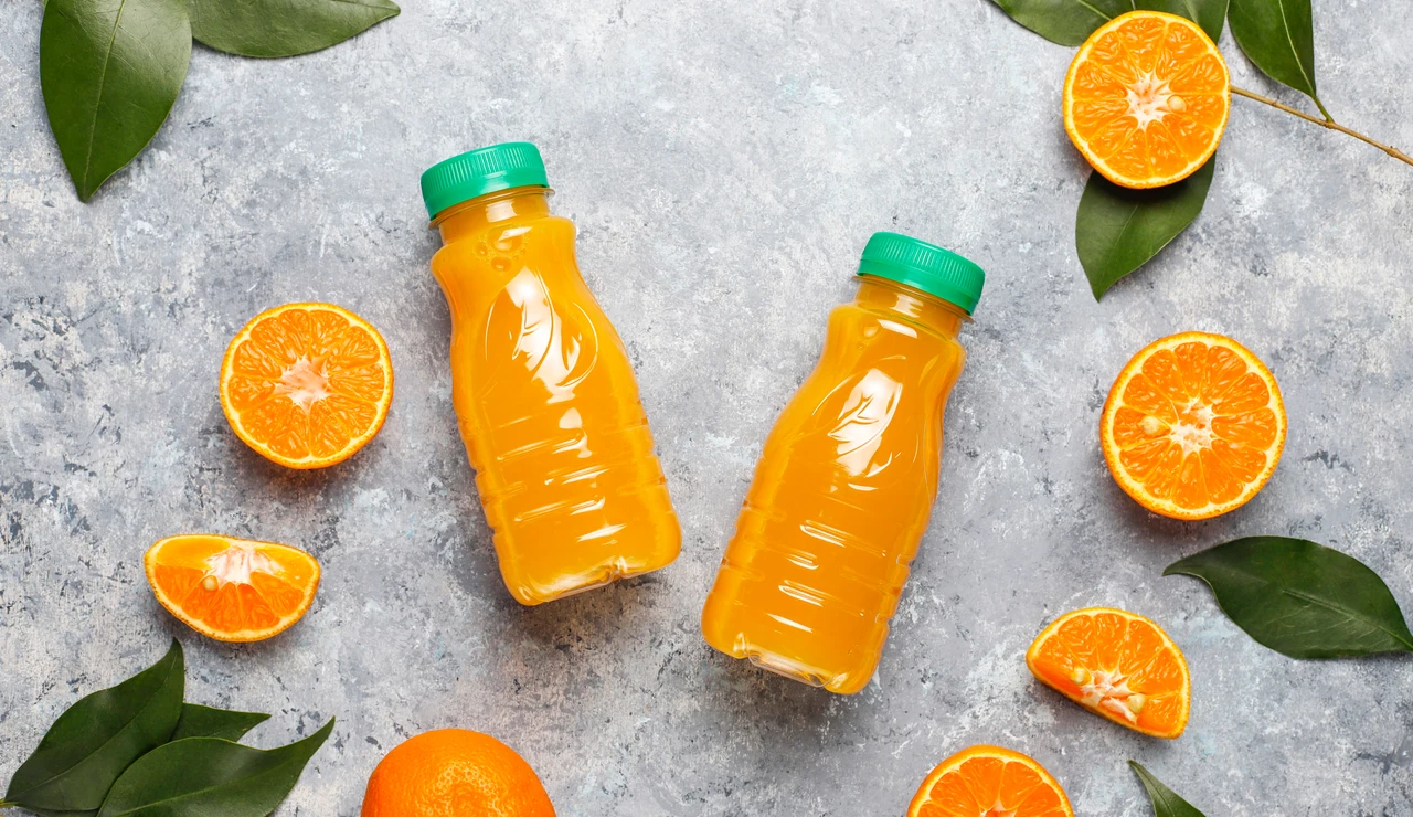 Botella de zumo de naranja