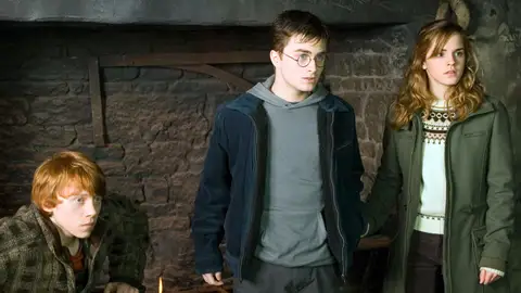 Harry, Ron y Hermione en Harry Potter Harry, Ron y Hermione en Harry Potter