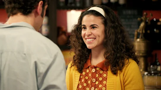 Salva cambia de idea y contrata a Mabel como camarera en la cantina: “Todo el mundo tiene derecho a escoger su camino” Salva cambia de idea y contrata a Mabel como camarera en la cantina: “Todo el mundo tiene derecho a escoger su camino”