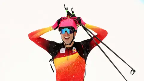 Oriol Cardona celebra su oro en Milano Cortina 2026 Oriol Cardona celebra su oro en Milano Cortina 2026