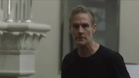 James Van der Beek en The Gates James Van der Beek en The Gates