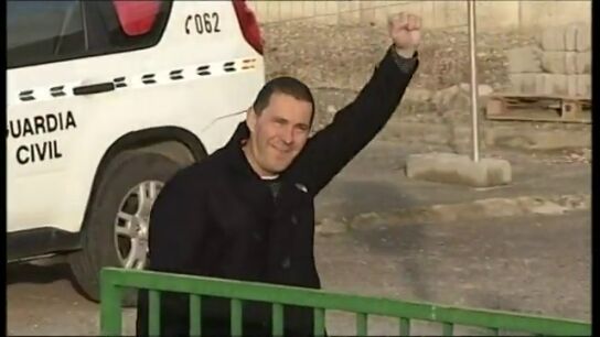 Arnaldo Otegi sale de prision tras cumplir condena por el caso Bateragune