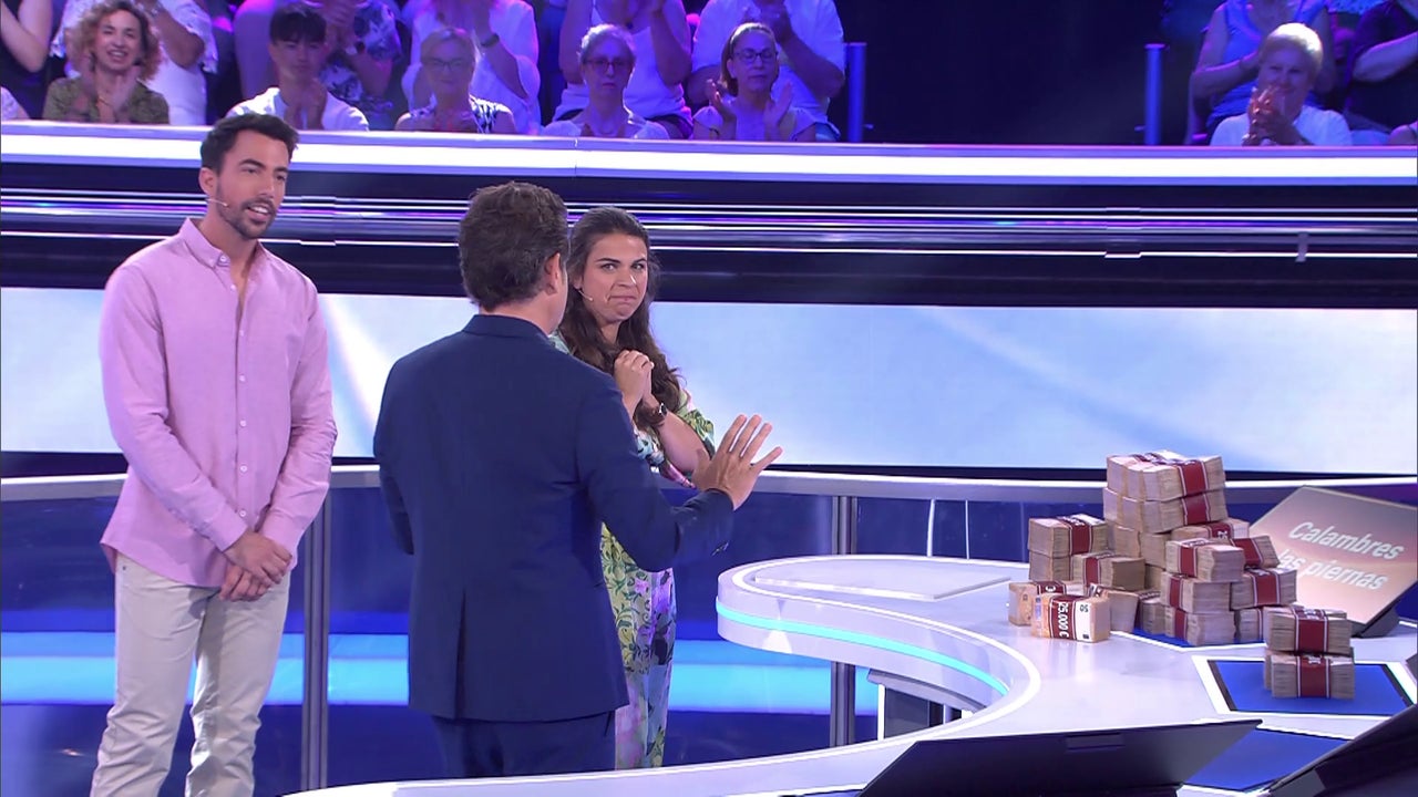 la situación inédita de Bea y Kiko en Atrapa un millón que hace actuar a Manel Fuentes la situación inédita de Bea y Kiko en Atrapa un millón que hace actuar a Manel Fuentes