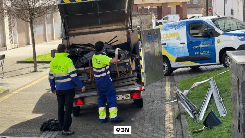 Fatal accidente: Una gr&uacute;a municipal pierde el control y deja dos muertos en Gij&oacute;n