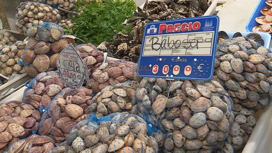 Imagen de archivo de un mercado. Imagen de archivo de un mercado.