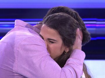 Bea y Kiko, concursantes de Atrapa un mill&oacute;n