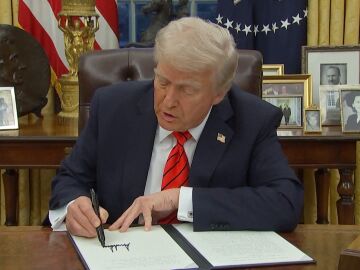 Trump sube los aranceles a todo el mundo al 15%