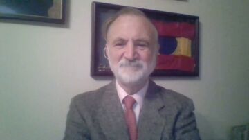 Juan Rodr&iacute;guez Garat, almirante retirado 