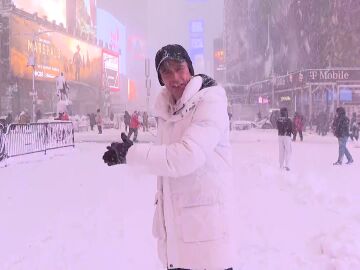 Jos&eacute; &Aacute;ngel Abad, bajo la tormenta de nieve de la d&eacute;cada