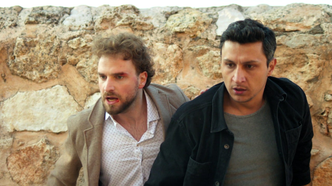 Nare sufre un accidente al intentar separar a Özkan y Sahin Nare sufre un accidente al intentar separar a Özkan y Sahin