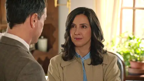 Luz se enfrenta a Gabriel dejándole las cosas claras, ¡no va a permitir que le haga más daño a Begoña! Luz se enfrenta a Gabriel dejándole las cosas claras, ¡no va a permitir que le haga más daño a Begoña!