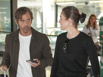 Blanca Romero y Quique S&aacute;nchez Flores volviendo de un viaje