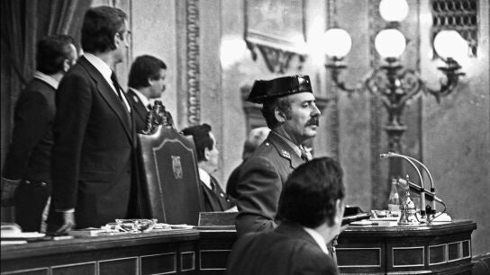 Antonio Tejero en el Congreso de los Diputados el 23 -F 