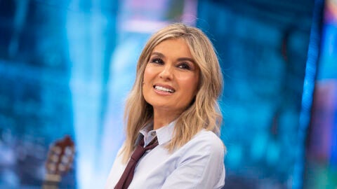 "Vivimos en un estado de incertidumbre": Sandra Golpe analiza la actualidad pol&iacute;tica