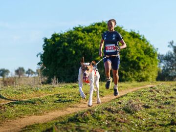 Valeria y Azkar en una competici&oacute;n