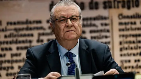 El presidente de Plus Ultra niega "ayudas ilícitas" ni "trato de favor" en el rescate del Gobierno a la aerolínea El presidente de Plus Ultra niega "ayudas ilícitas" ni "trato de favor" en el rescate del Gobierno a la aerolínea