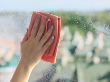 &iquest;C&oacute;mo limpiar los cristales?