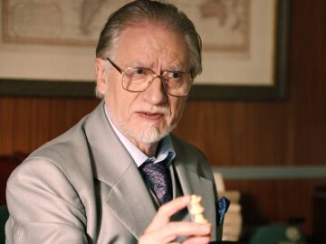 Cap&iacute;tulo 507 de Sue&ntilde;os de libertad; 26 de febrero: Dami&aacute;n, preocupado&hellip;&iexcl;el banco le ha denegado el cr&eacute;dito!