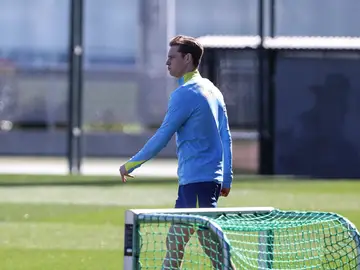 Frenkie de Jong, en un entrenamiento del Barcelona Frenkie de Jong, en un entrenamiento del Barcelona