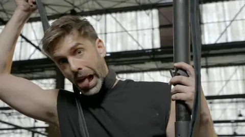 José Yélamo: “A mí me gustan las barras de bares” José Yélamo: “A mí me gustan las barras de bares”