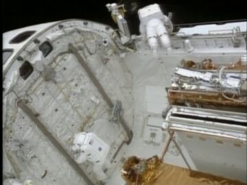 Reparaci&oacute;n y actualizaci&oacute;n del telescopio espacial Hubble
