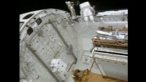 Reparaci&oacute;n y actualizaci&oacute;n del telescopio espacial Hubble