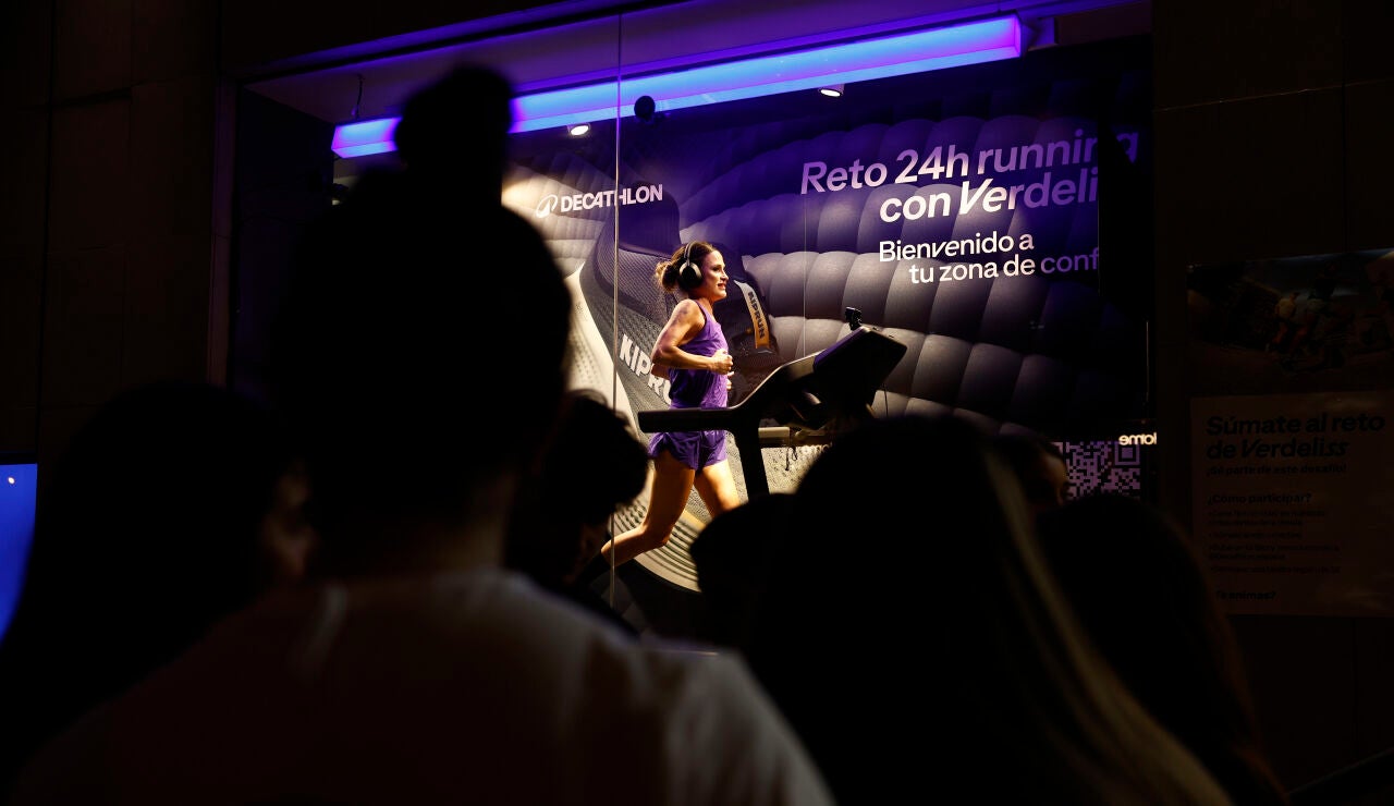 La atleta y creadora de contenido Verdeliss durante el 'Reto 24h running con Verdeliss'
