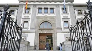 A juicio el caso de un anciano en Betanzos encerrado con candado, atado de pies y manos, por su hijo y nuera A juicio el caso de un anciano en Betanzos encerrado con candado, atado de pies y manos, por su hijo y nuera