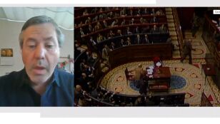 La vuelta del rey em&eacute;rito.