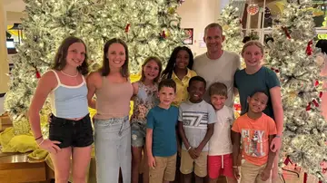 Familia al completo Familia al completo