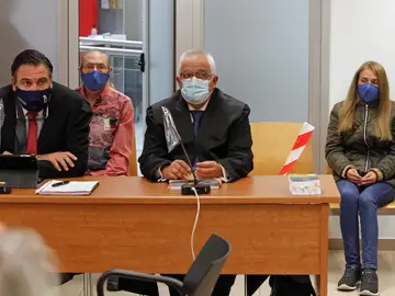 Muere en prisión el 'cuidador' condenado por el crimen de la viuda negra de Alicante Muere en prisión el 'cuidador' condenado por el crimen de la viuda negra de Alicante