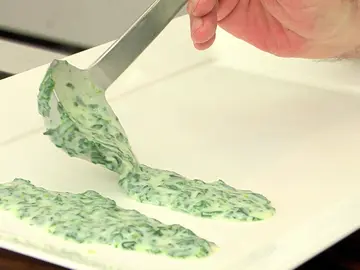 Arguiñano elabora una bechamel perfecta para todo tipo de pescados Arguiñano elabora una bechamel perfecta para todo tipo de pescados