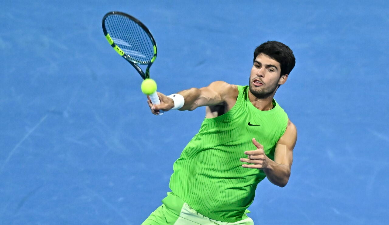 Alcaraz durante la final de Doha