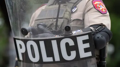 Imagen de archivo de un policía en Austin, Texas. Imagen de archivo de un policía en Austin, Texas.